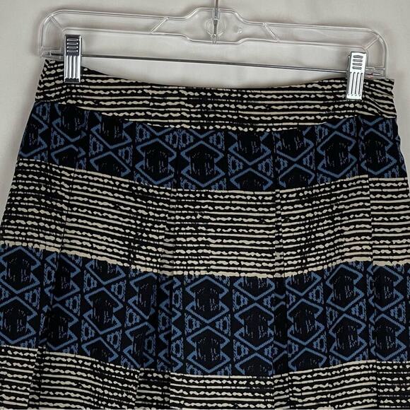 Madison Jules Black Blue Cream Batik Style Print Pleated Full Skirt NWOT Size M - Picture 2 of 10